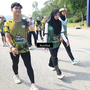 Runner Photo 6943248