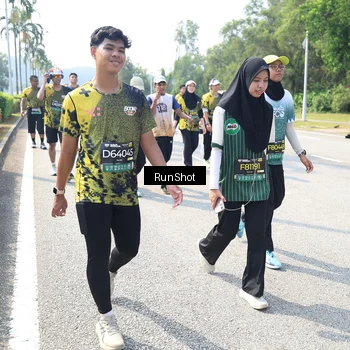 Runner Photo 6943249