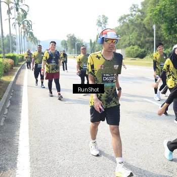 Runner Photo 6943279