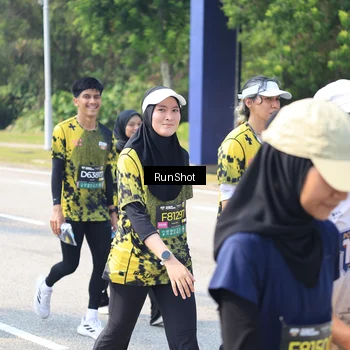 Runner Photo 6943281