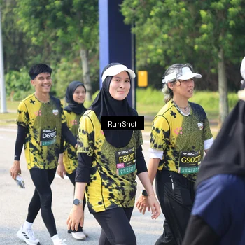 Runner Photo 6943285