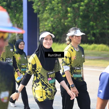 Runner Photo 6943288
