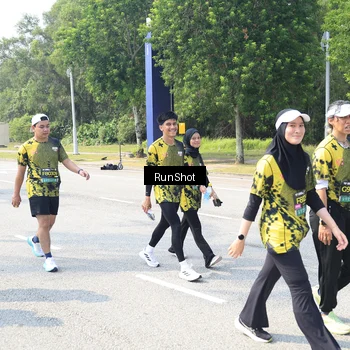 Runner Photo 6943299