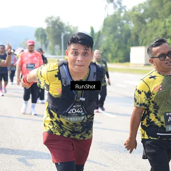 Runner Photo 6943308