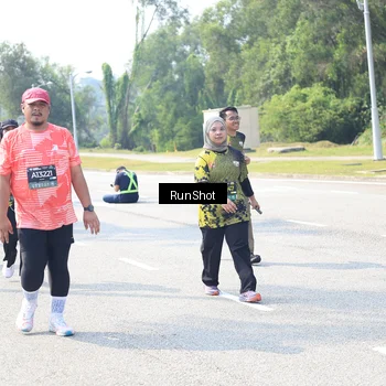 Runner Photo 6943331