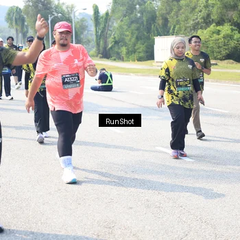 Runner Photo 6943334