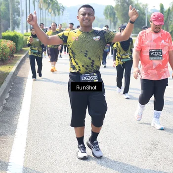 Runner Photo 6943338