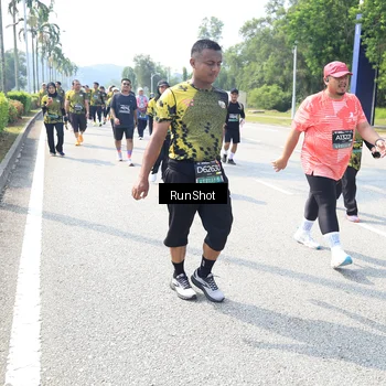 Runner Photo 6943358