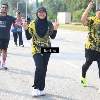Runner Photo 6943369