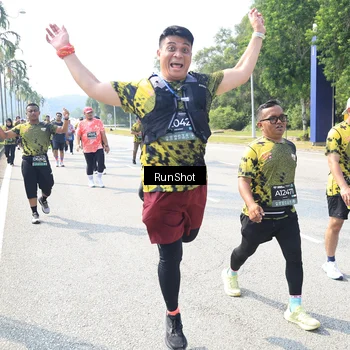 Runner Photo 6943370