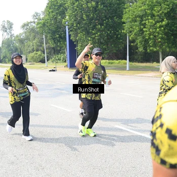 Runner Photo 6943382