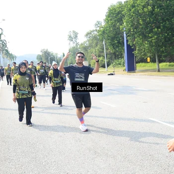 Runner Photo 6943403