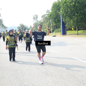 Runner Photo 6943404