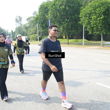Runner Photo 6943414