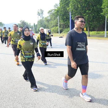 Runner Photo 6943416