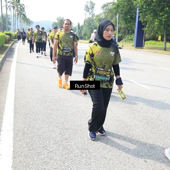 Runner Photo 6943427