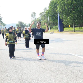 Runner Photo 6943430