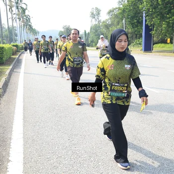 Runner Photo 6943431