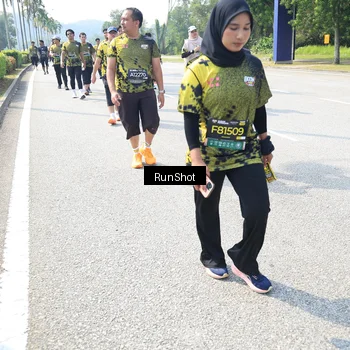 Runner Photo 6943434