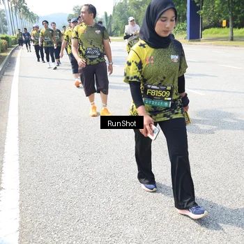 Runner Photo 6943435