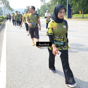 Runner Photo 6943436