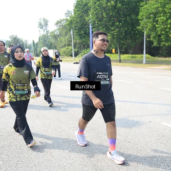 Runner Photo 6943439