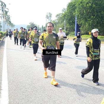 Runner Photo 6943451