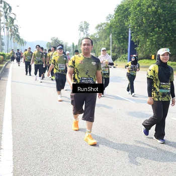 Runner Photo 6943452