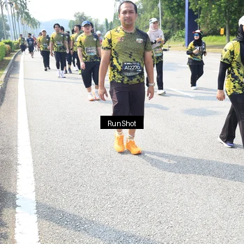 Runner Photo 6943455