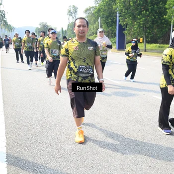 Runner Photo 6943459