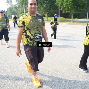 Runner Photo 6943471