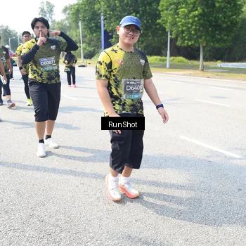 Runner Photo 6943501