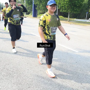 Runner Photo 6943506