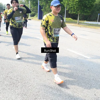 Runner Photo 6943507