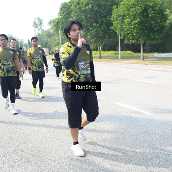 Runner Photo 6943518
