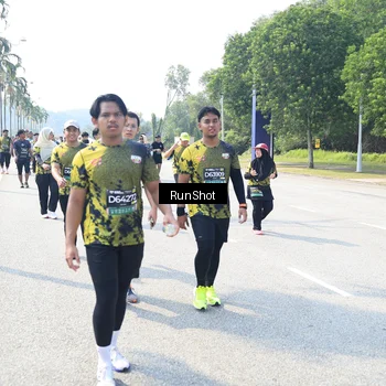 Runner Photo 6943546