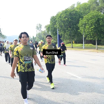 Runner Photo 6943547