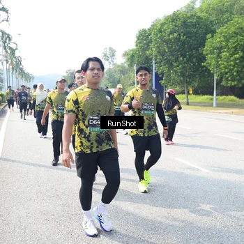 Runner Photo 6943548