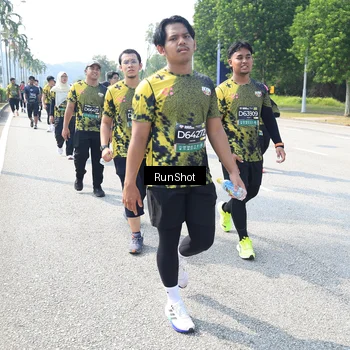 Runner Photo 6943556