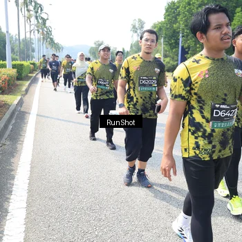 Runner Photo 6943572
