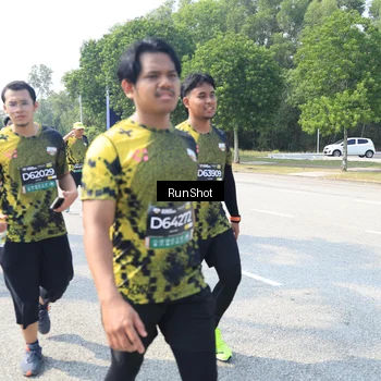 Runner Photo 6943574