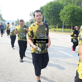 Runner Photo 6943582