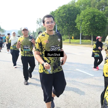 Runner Photo 6943584