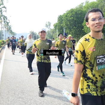 Runner Photo 6943589