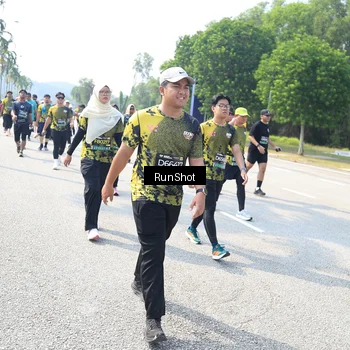 Runner Photo 6943594