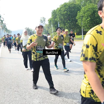 Runner Photo 6943595