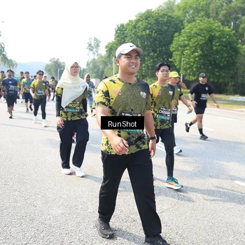 Runner Photo 6943599