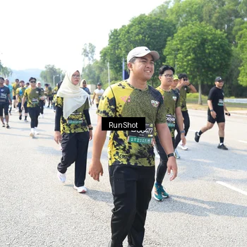 Runner Photo 6943602