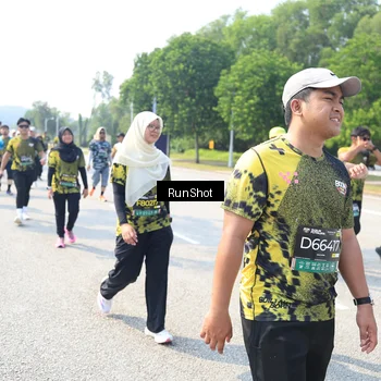 Runner Photo 6943611
