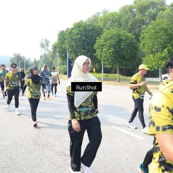 Runner Photo 6943616